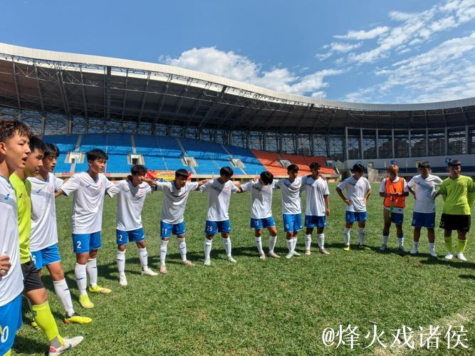 浙阿共筑团结梦 足球援疆石榴红