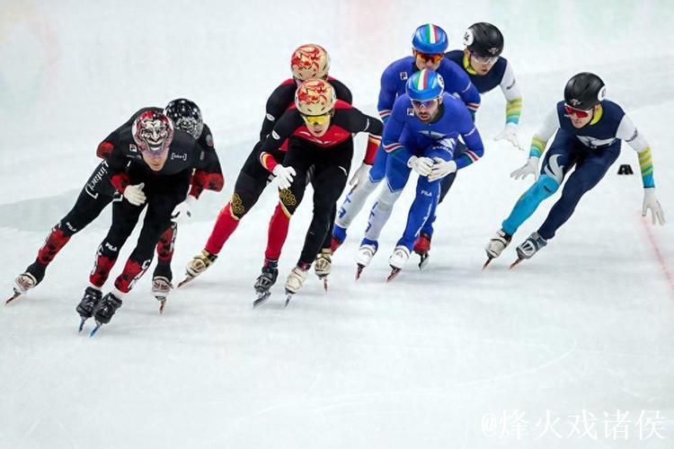 冬奥会冰球测试赛在米兰进行 冬奥会冰球测试赛在米兰进行