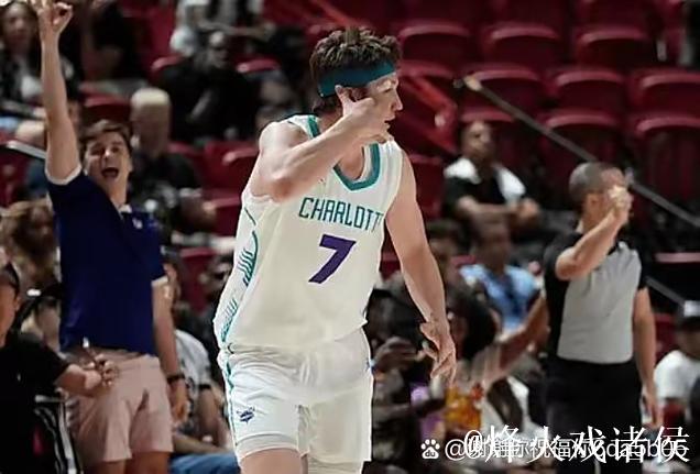 赛季新高!克尼普尔全场21投12中,得到33分5篮板9助攻 赛季新高!克尼普尔全场21投12中,得到33分5篮板9助攻